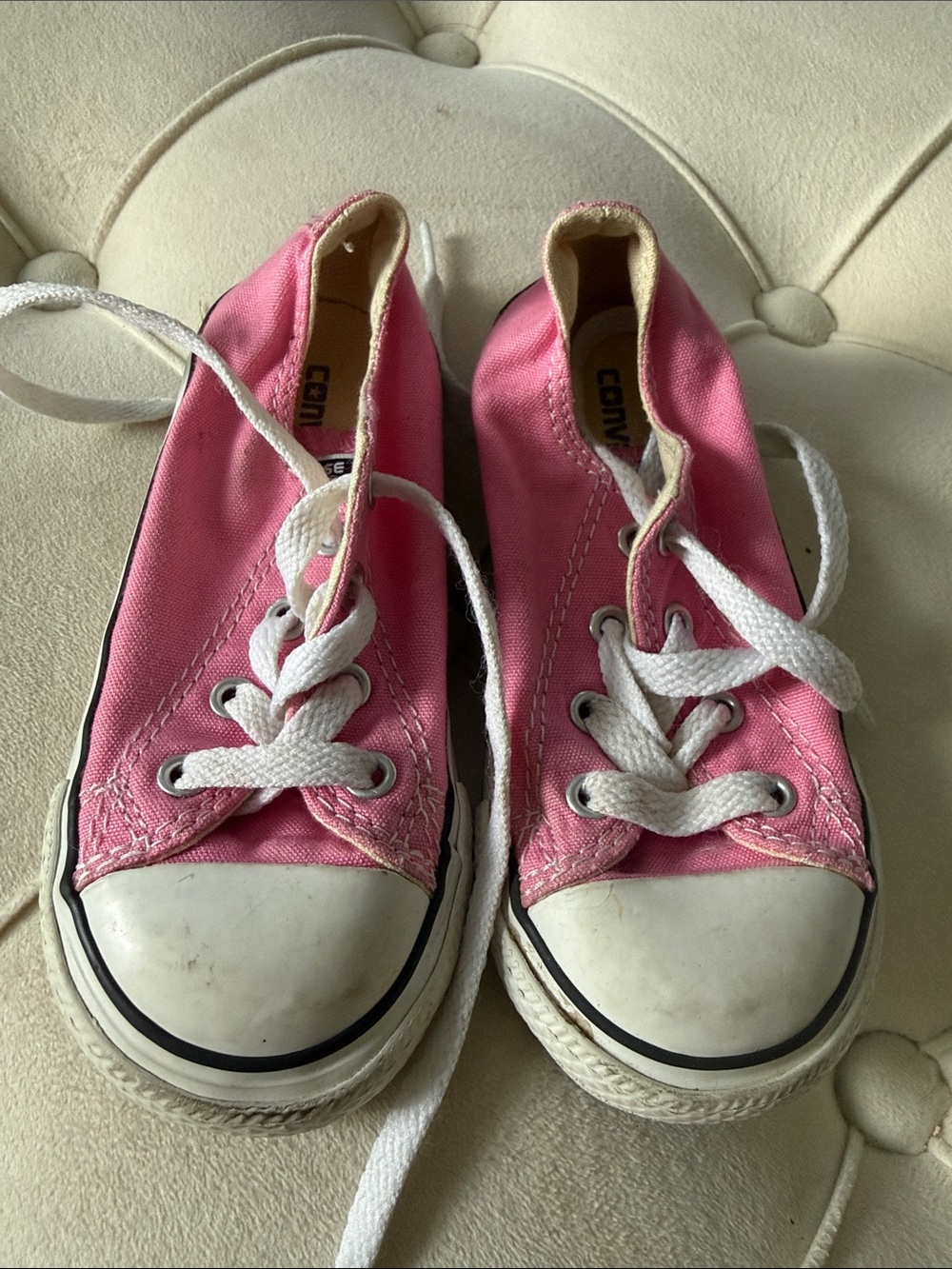 Converse Kids Low-Top Pink Canvas Sneakers with White Laces